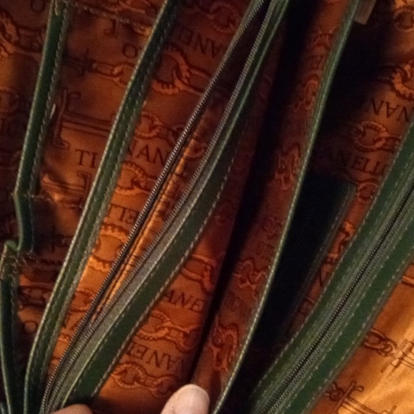 Women's Tignanello purse - Picture 5 of 5